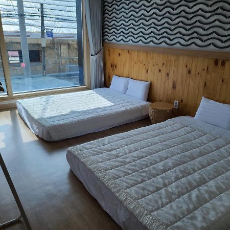 38Th Street Guesthouse Мокпо Екстериор снимка