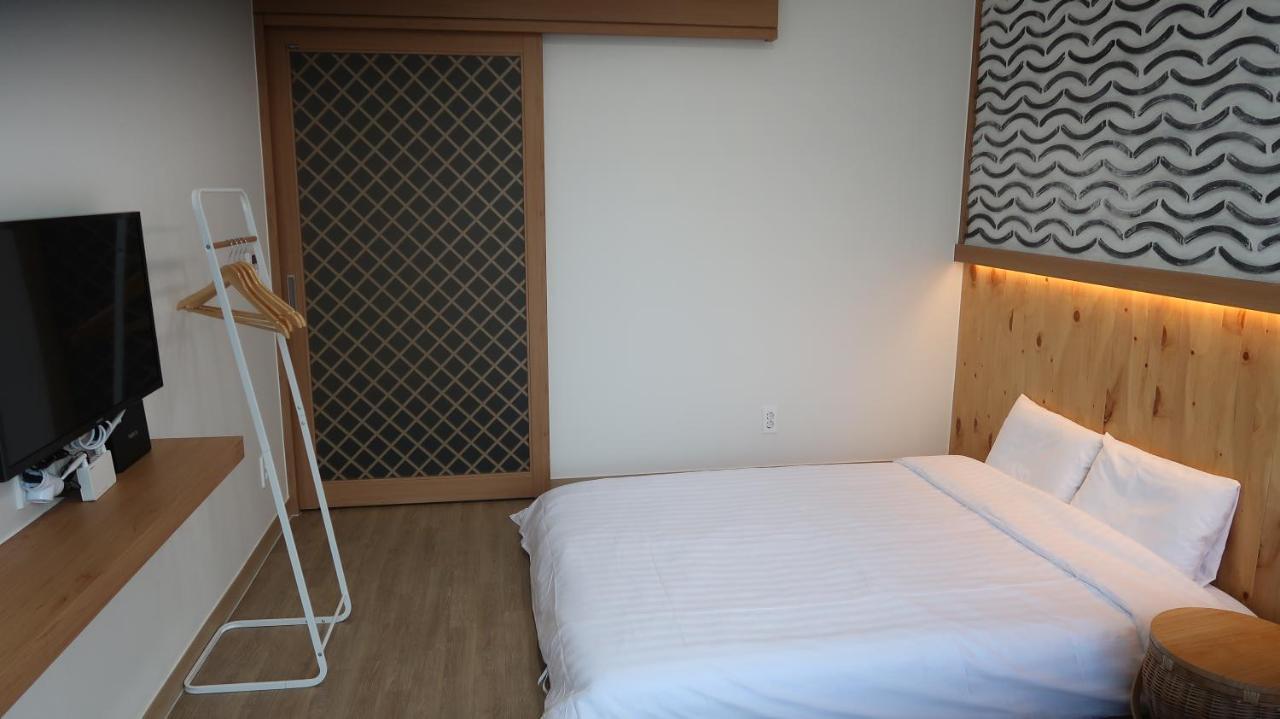 38Th Street Guesthouse Мокпо Екстериор снимка