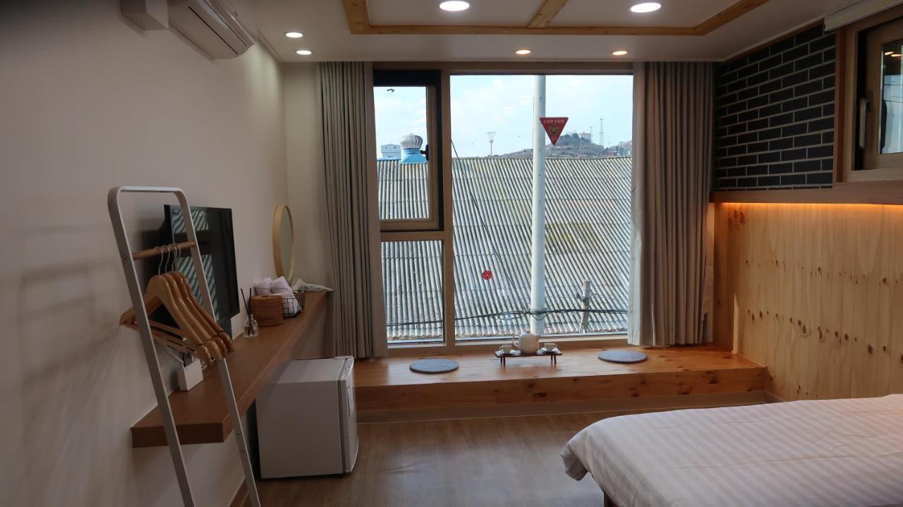 38Th Street Guesthouse Мокпо Екстериор снимка