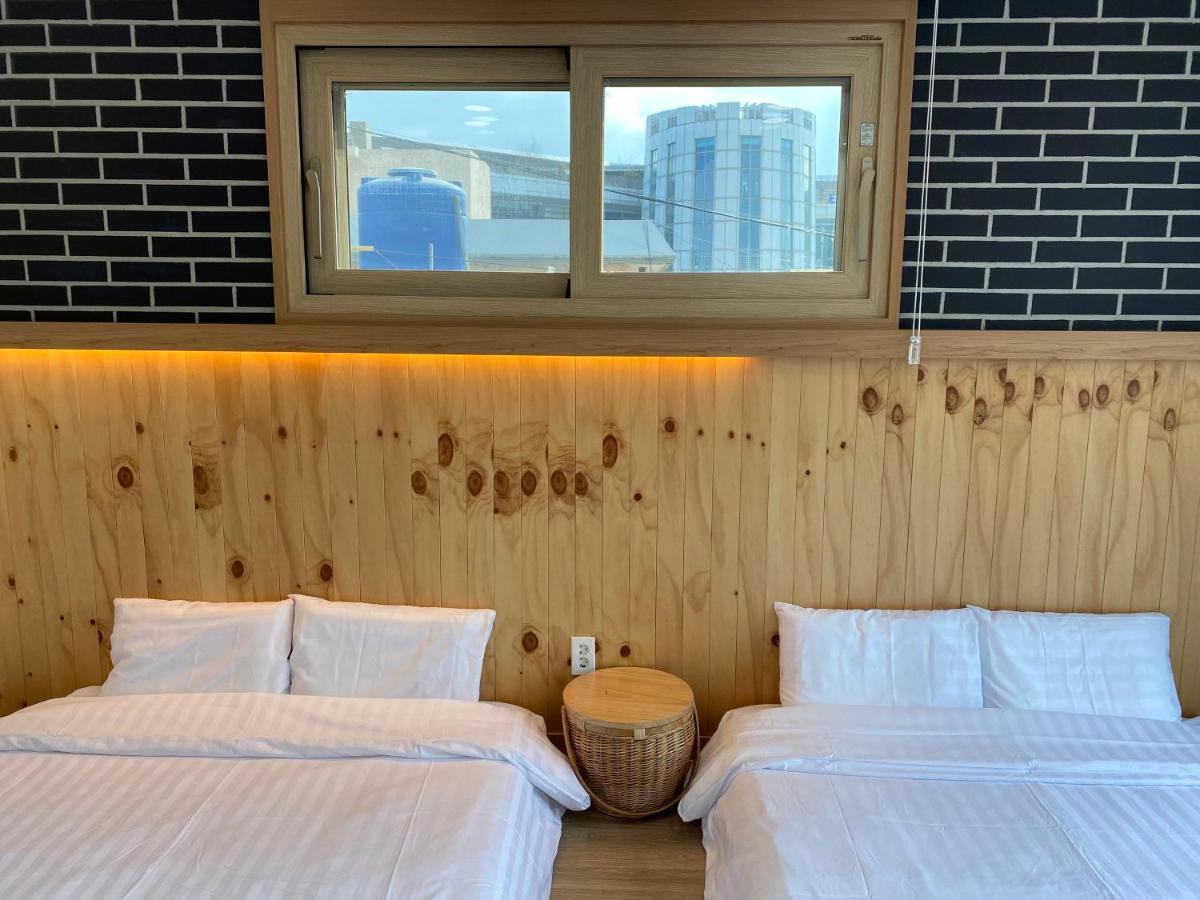 38Th Street Guesthouse Мокпо Екстериор снимка