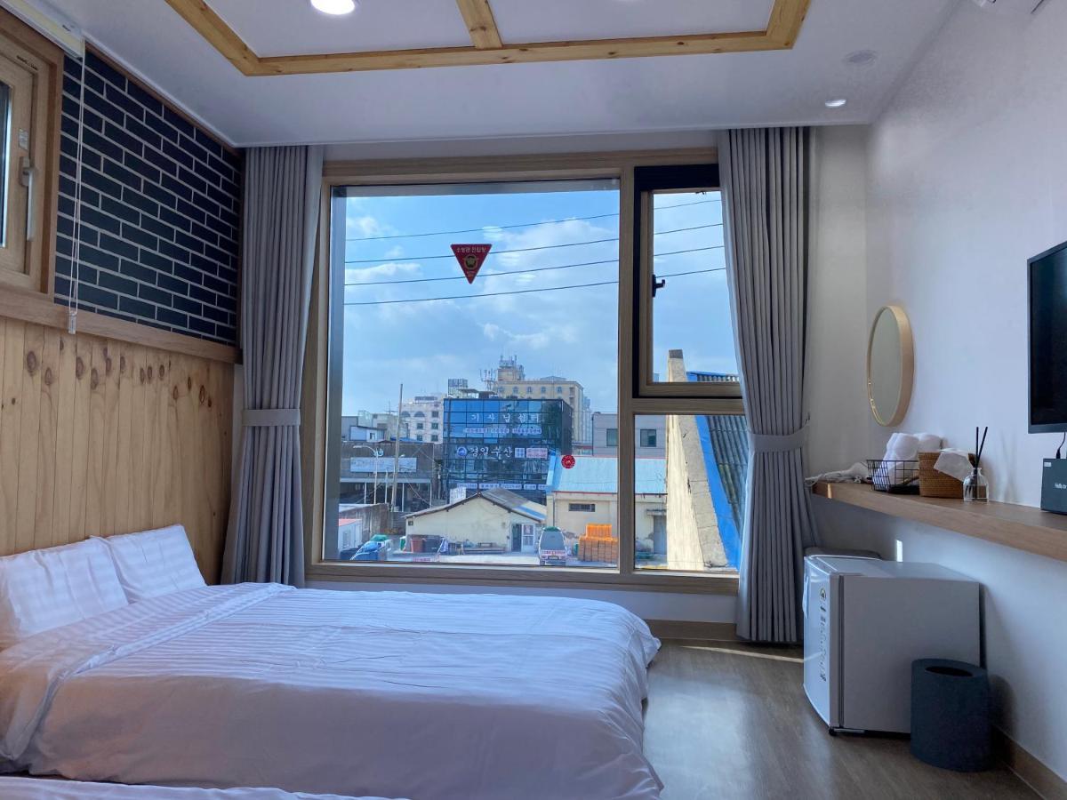 38Th Street Guesthouse Мокпо Екстериор снимка