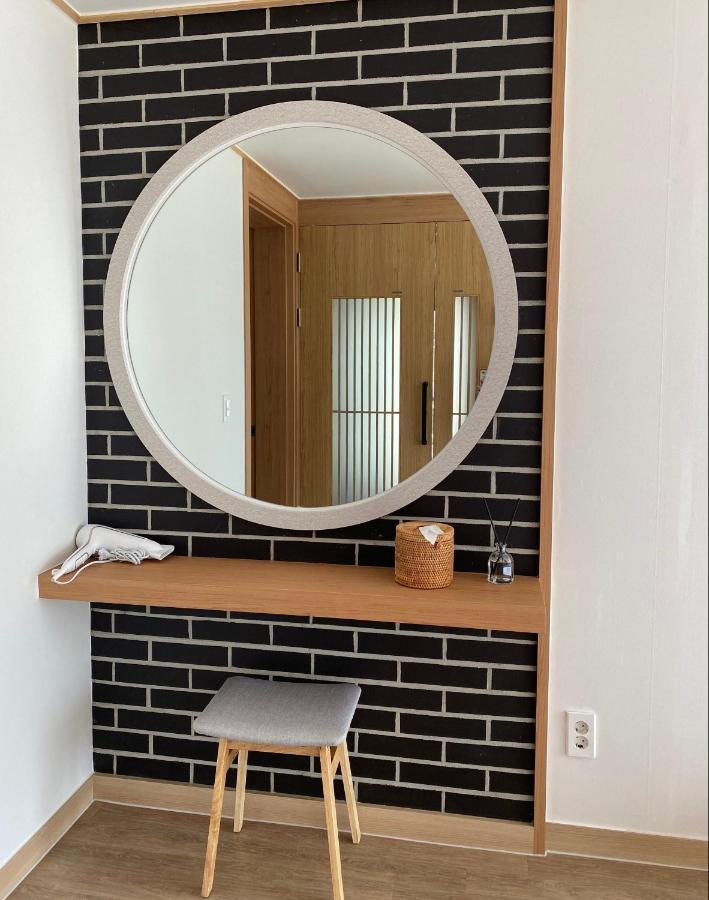 38Th Street Guesthouse Мокпо Екстериор снимка