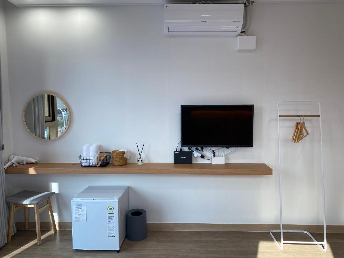 38Th Street Guesthouse Мокпо Екстериор снимка